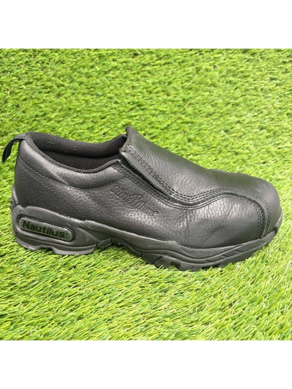 Nautilus N1631 Women Size 8.5D Black Leather Steel Toe Safety Work Slip-On Shoes